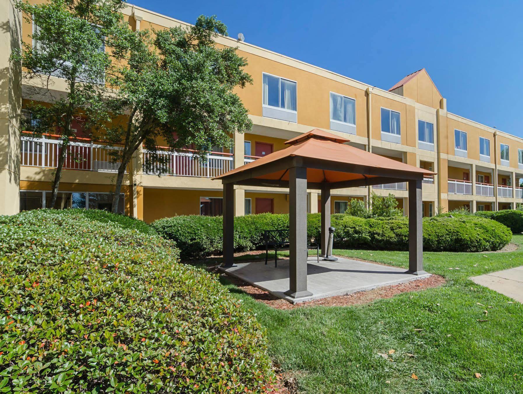 Surestay Plus Hotel By Best Western Durham Medical Center Luaran gambar